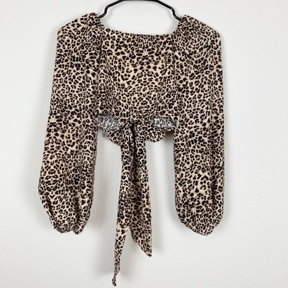 Audrey 3+1 Leopard Tie Crop Top - Picture 2 of 6